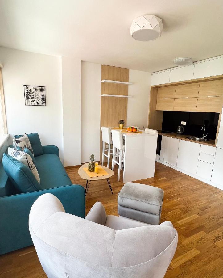 Four Views Apartments Будва Екстер'єр фото