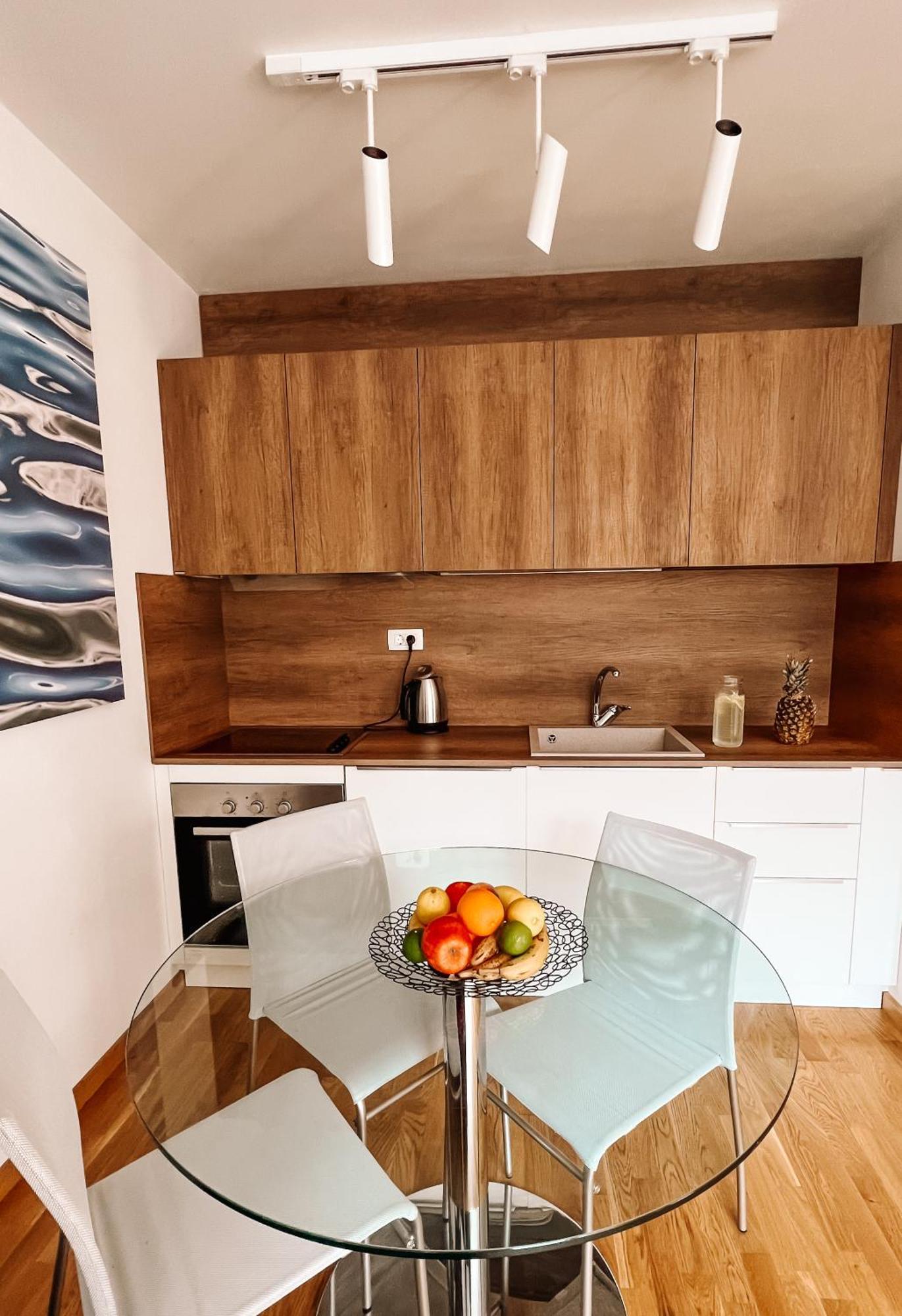 Four Views Apartments Будва Номер фото